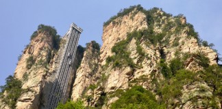 The tallest outdoor elevator in the world!