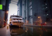 World’s Largest Ship Elevator Opens at Three Gorges Dam