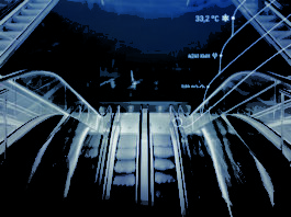 KONE tweeting escalator